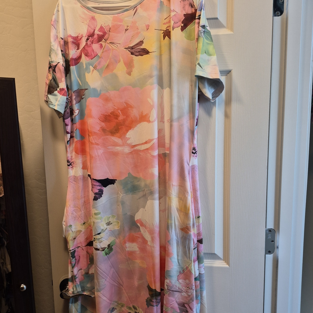 5/25 Floral Multicolor Short Sleeve Dress